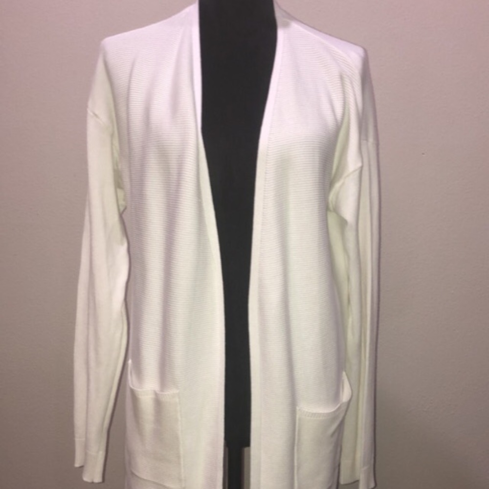 Cute white Cardigan
